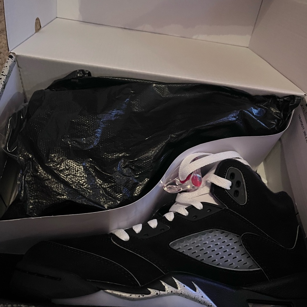 Jordan Kids Shoes Black and White